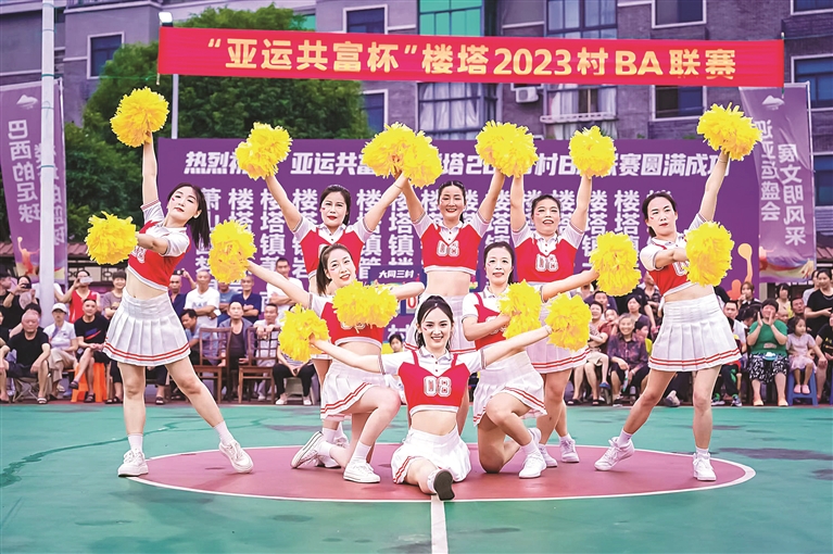 出征！四川女教师将执法2023女足世界杯，系唯一中国裁判员_腾讯新闻